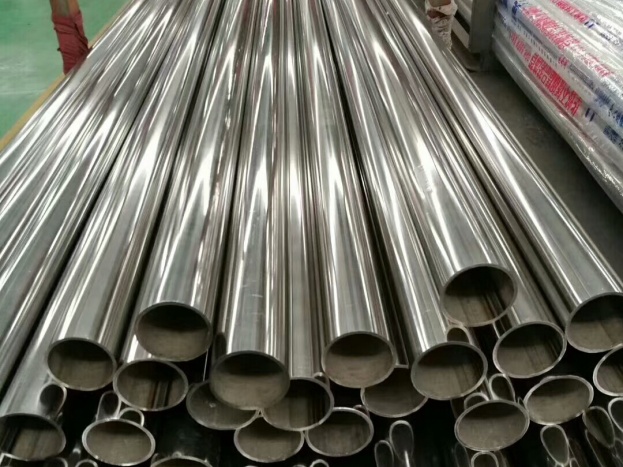 Stainless Steel Seamless Pipes / Tubes